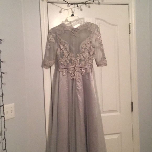Prom Dress, willing to lower price slightly - Picture 3 of 3